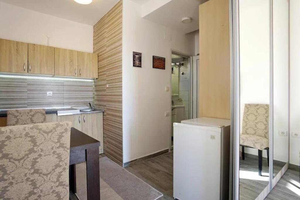Apartment Cozy With Sea View Cucici